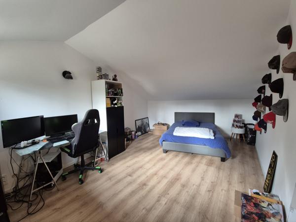 Maison charentaise 8 pièces, 5 chambres Saintes Saintes (17100)