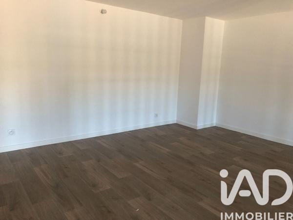 Location appartement 2 pièces 43 m² Palaiseau