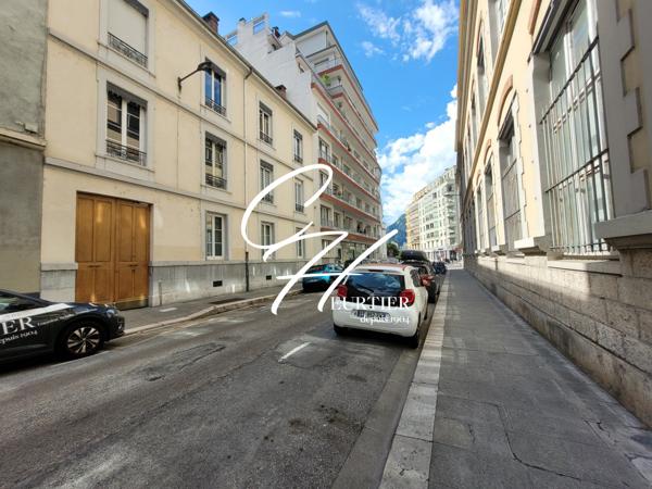 GRENOBLE - APPARTEMENT T3 - PROXIMITE GARE