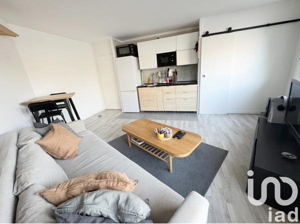 Location appartement 2 pièces 33 m² Villecresnes