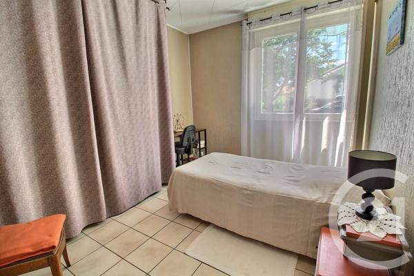 Maison à vendre  4 pièces - 84,34 m 2   PESSAC  - 33