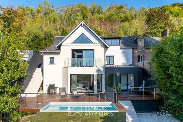 Maison contemporaine rénovée en bord de Seine avec accès et ponton privatifs