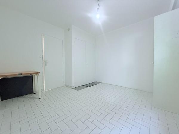 Appartement - 1 pièce(s) - 17 m2