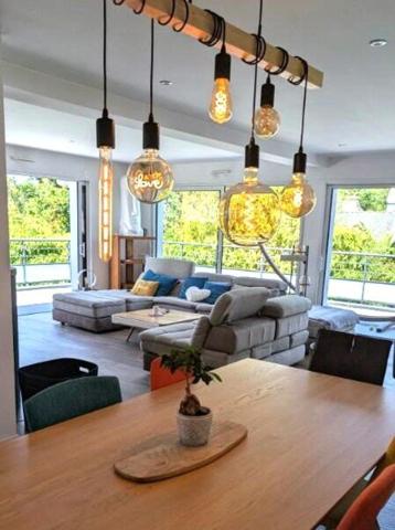 Maison à LARMOR-PLAGE, 56260 - 7 pièces 220m²