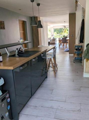 Maison à LARMOR-PLAGE, 56260 - 7 pièces 220m²