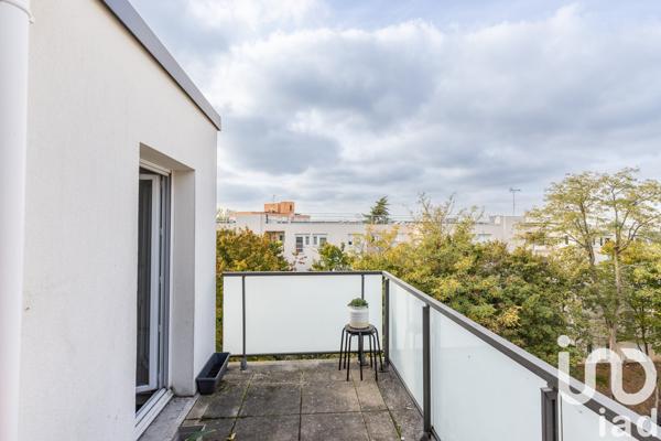 Appartement à vendre 4 pièces 81 m² Évry
