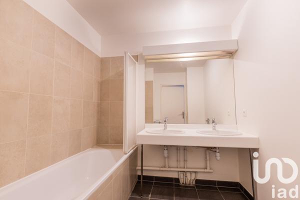 Appartement à vendre 4 pièces 81 m² Évry