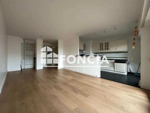Location Appartement 4 pièces 89.78 m² - 6 RUE DE LA LIBERTE Chatou 78400