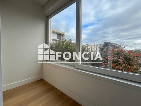 Location Appartement 4 pièces 89.78 m² - 6 RUE DE LA LIBERTE Chatou 78400