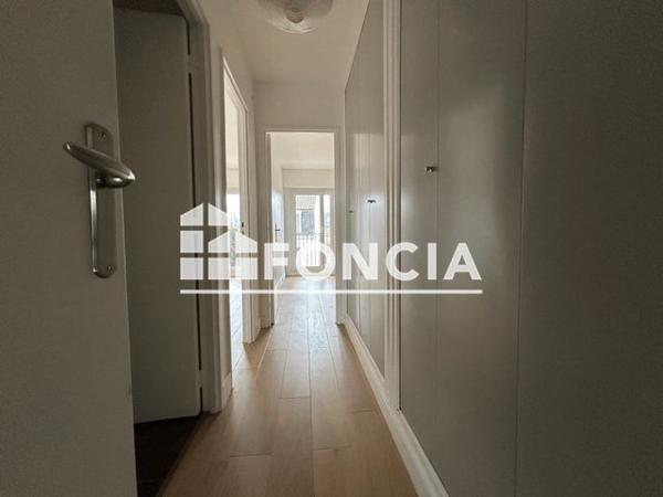 Location Appartement 4 pièces 89.78 m² - 6 RUE DE LA LIBERTE Chatou 78400