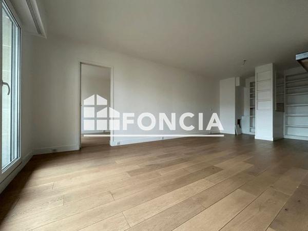 Location Appartement 4 pièces 89.78 m² - 6 RUE DE LA LIBERTE Chatou 78400