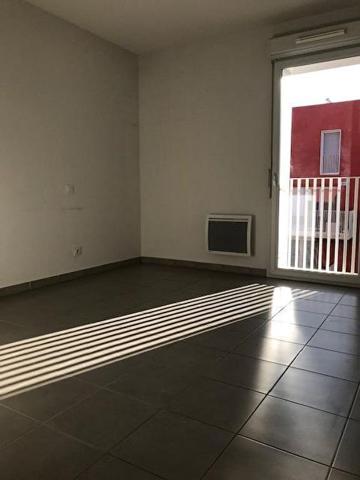 F3 Climatisé de 63 m2 + BALCON + 2 places de parking