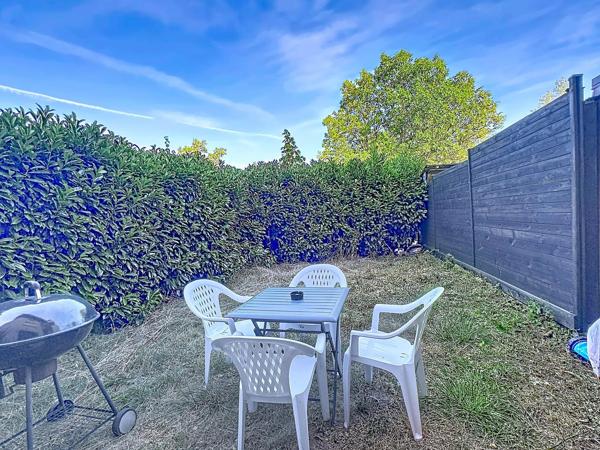 Rez-de-jardin à rénover au cœur de Bonne