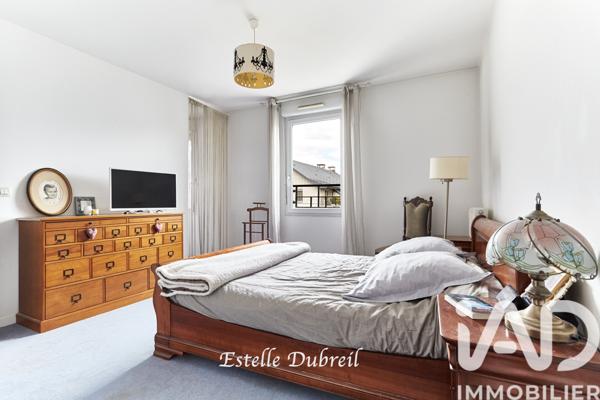 Appartement à vendre 5 pièces 122,13 m² Guyancourt