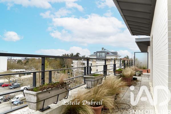 Appartement à vendre 5 pièces 122,13 m² Guyancourt