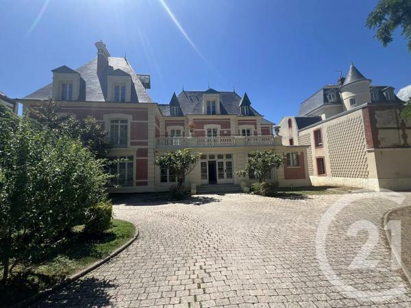 Appartement F4 à vendre  4 pièces - 90,67 m 2   DEAUVILLE  - 14