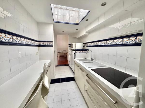Appartement F4 à vendre  4 pièces - 90,67 m 2   DEAUVILLE  - 14