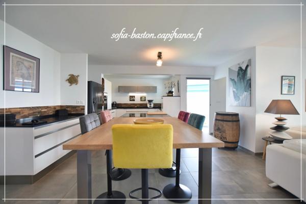 Les Trois-Îlets (972) Appartement T4 de prestige - Vue mer panoramique, loggia 30m2 avec spa et parkings couverts dans résidence sécurisée.