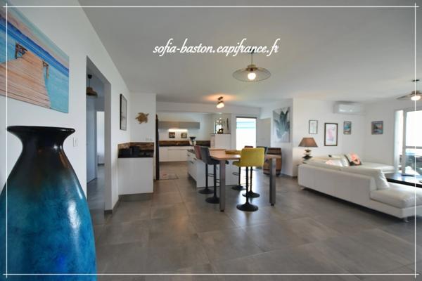 Les Trois-Îlets (972) Appartement T4 de prestige - Vue mer panoramique, loggia 30m2 avec spa et parkings couverts dans résidence sécurisée.