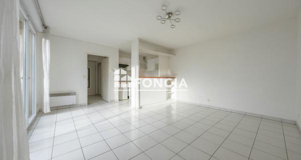À vendre Appartement 2 pièces 43 m² - Saint-andré-de-cubzac 33240