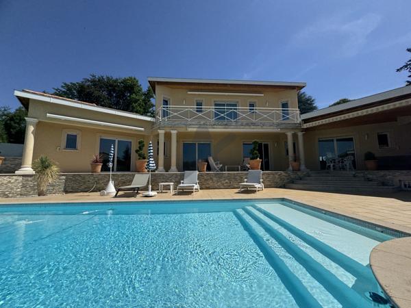 Maison familiale LIMONEST avec vue panoramique