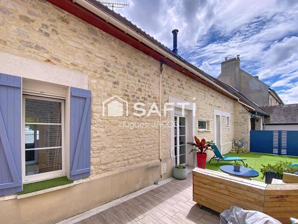 Charmante maison en pierre avec 4 chambres, un garage et terrasse