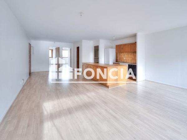 À vendre Appartement 3 pièces 77 m² - Ferney-voltaire 01210