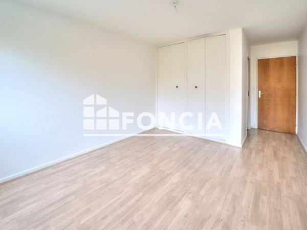 À vendre Appartement 3 pièces 77 m² - Ferney-voltaire 01210