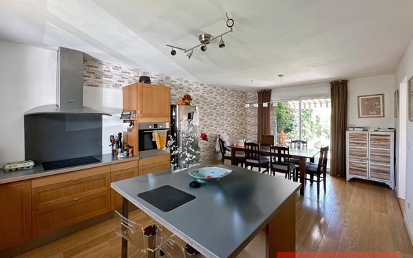 Maison à vendre    6 pièces •  Gaillac