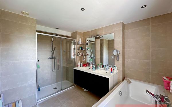 Maison à vendre    6 pièces •  Gaillac