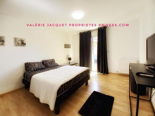 Plain-pied moderne 5 mn de Coutras 6 pièce(s) 170 m2