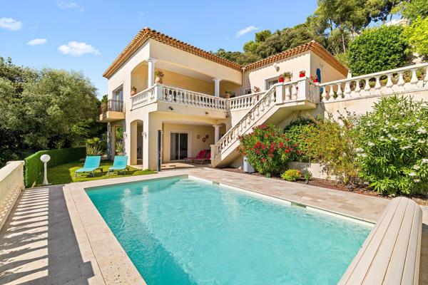 Vente Bastide Cagnes-sur-Mer 5 Pièces 200 m²