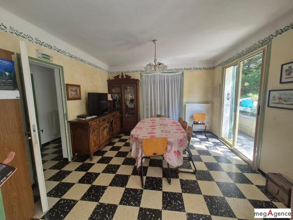 Maison à LA VERDIERE, 83560 - 14 pièces 363m²