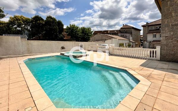 Appartement à vendre    3 pièces • 49,10 m2    Ruoms