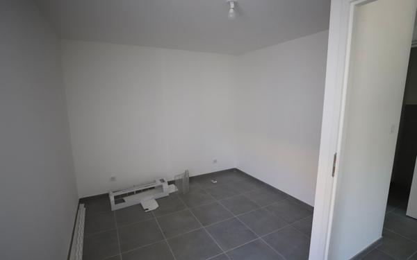 Appartement à vendre    3 pièces • 49,10 m2    Ruoms