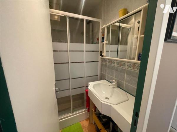 CAEN NORD APPARTEMENT 5 PIECES TRES BON ETAT EN REZ DE JARDIN