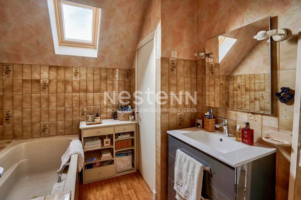 Maison à vendre à Guingamp - 4 pièces, 3 chambres