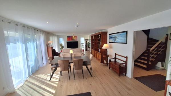 CONTEMPORAINE SURZUR CENTRE 155 m2- 4 chambres- Garage