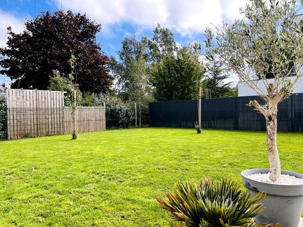 CONTEMPORAINE SURZUR CENTRE 155 m2- 4 chambres- Garage