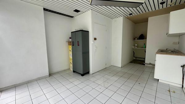 Local commercial polyvalent de 54 m² – Centre-ville de Tourcoing