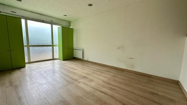 Local commercial polyvalent de 54 m² – Centre-ville de Tourcoing