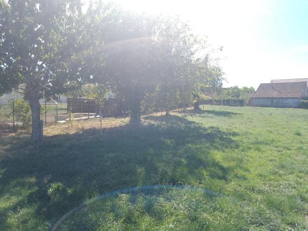 Terrain  constructible de  3200 m²