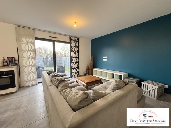 MAISON CONTEMPORAINE À SAINT-AUGUSTIN