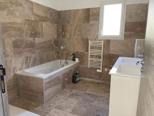 Villa individuelle avec garage, vue montagnes