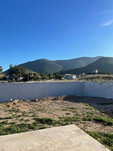 Villa individuelle avec garage, vue montagnes