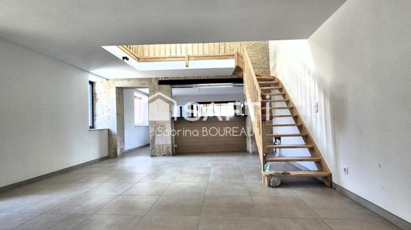 MAISON EN PIERRE  RENOVEE 3 CHAMBRES & BUREAU