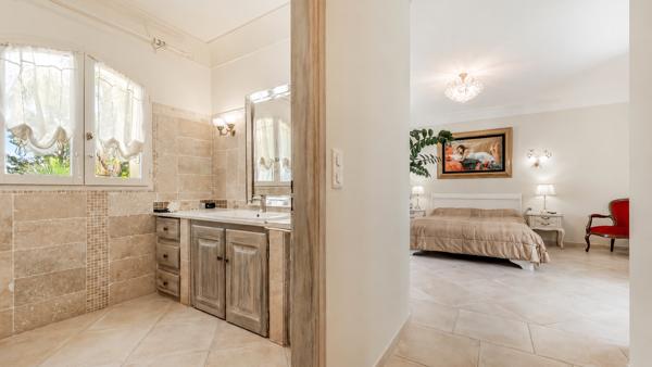 Vente Maison provençale de luxe St Aygulf 8 Pièces 325 m²