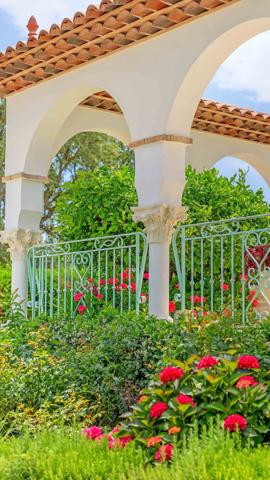 Vente Maison provençale de luxe St Aygulf 8 Pièces 325 m²