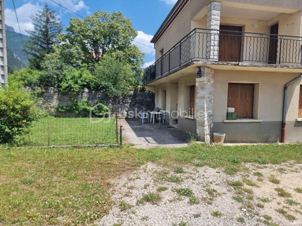 Maison jumelee de 290 m²