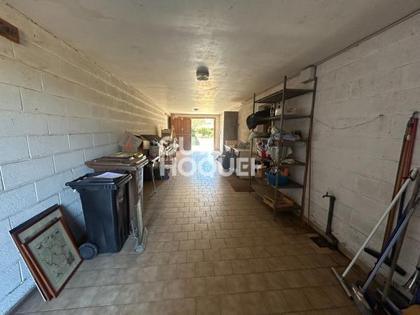 A VENDRE à COULOGNE - Semi plain-pied de 235 M² - 3 chambres - Parcelle de 1 288 M² - Garage.